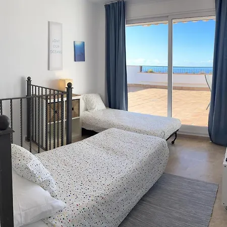Amazing Duplex With Large Terrace And Sea Views Puerto de Santiago (Tenerife)