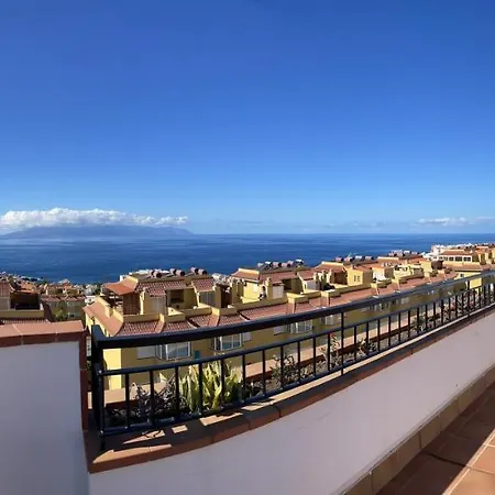 Amazing Duplex With Large Terrace And Sea Views