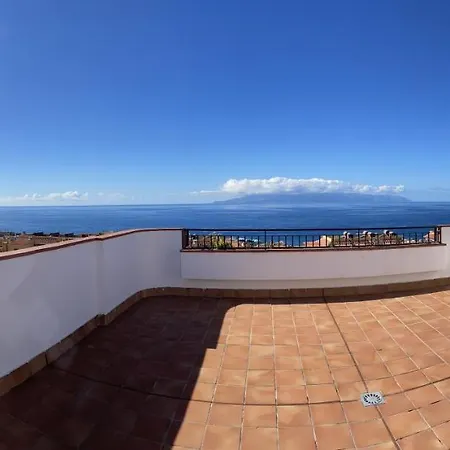 Amazing Duplex With Large Terrace And Sea Views Puerto de Santiago (Tenerife)
