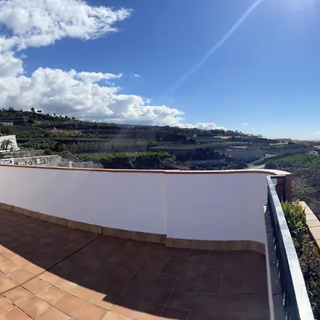Amazing Duplex With Large Terrace And Sea Views *