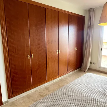 Amazing Duplex With Large Terrace And Sea Views Appartement *